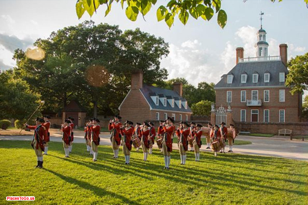 Must-visit U.S. landmarks for history enthusiasts - Colonial Williamsburg
