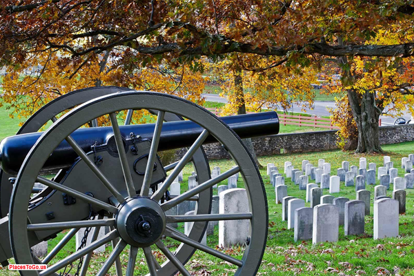 Must-visit U.S. landmarks for history enthusiasts - Gettysburg Battlefield