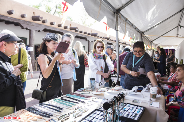Santa Fe Indian Market – Unmissable art and culture festivals in the U.S. Santa Fe Indian Market – Unmissable art and culture festivals in the U.S.